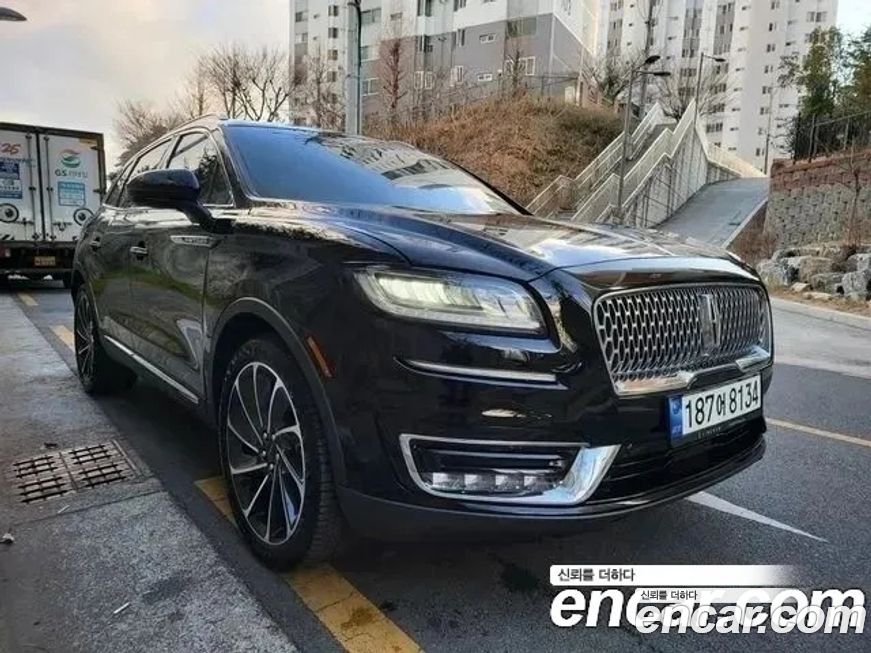 Lincoln Nautilus 2020