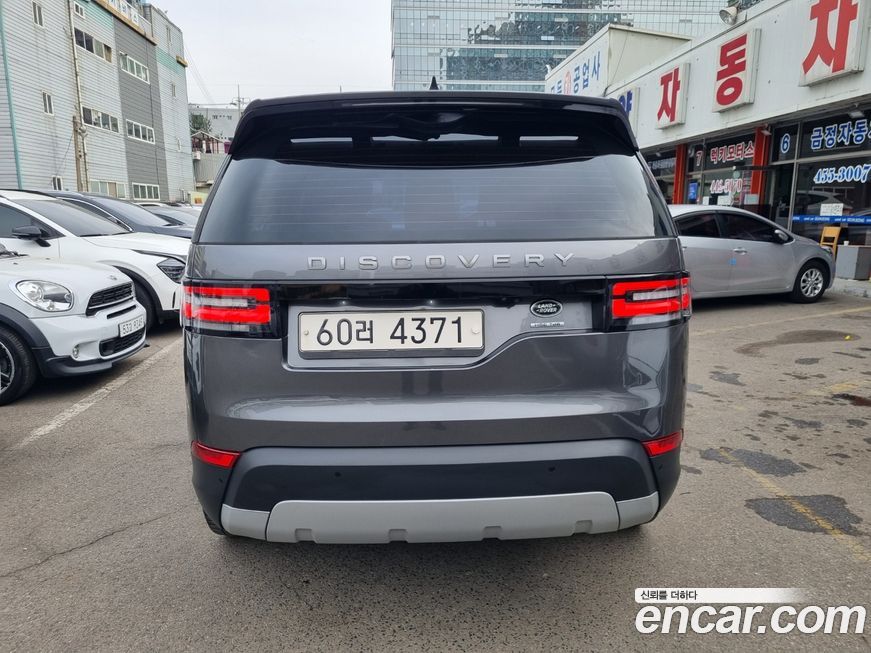 Land Rover Discovery 2018