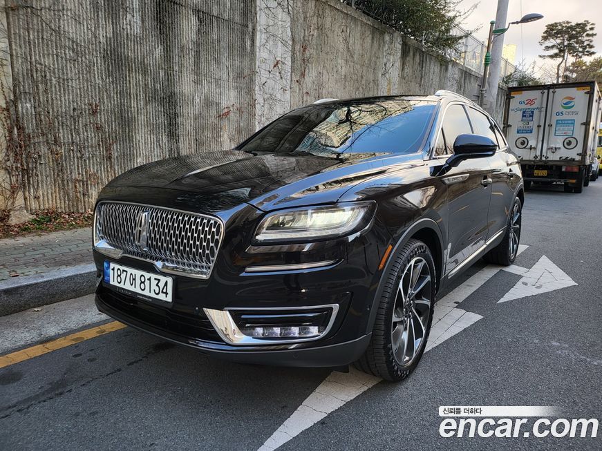 Lincoln Nautilus 2020