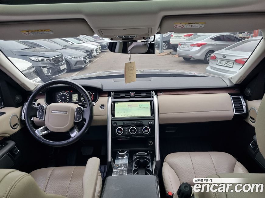 Land Rover Discovery 2018