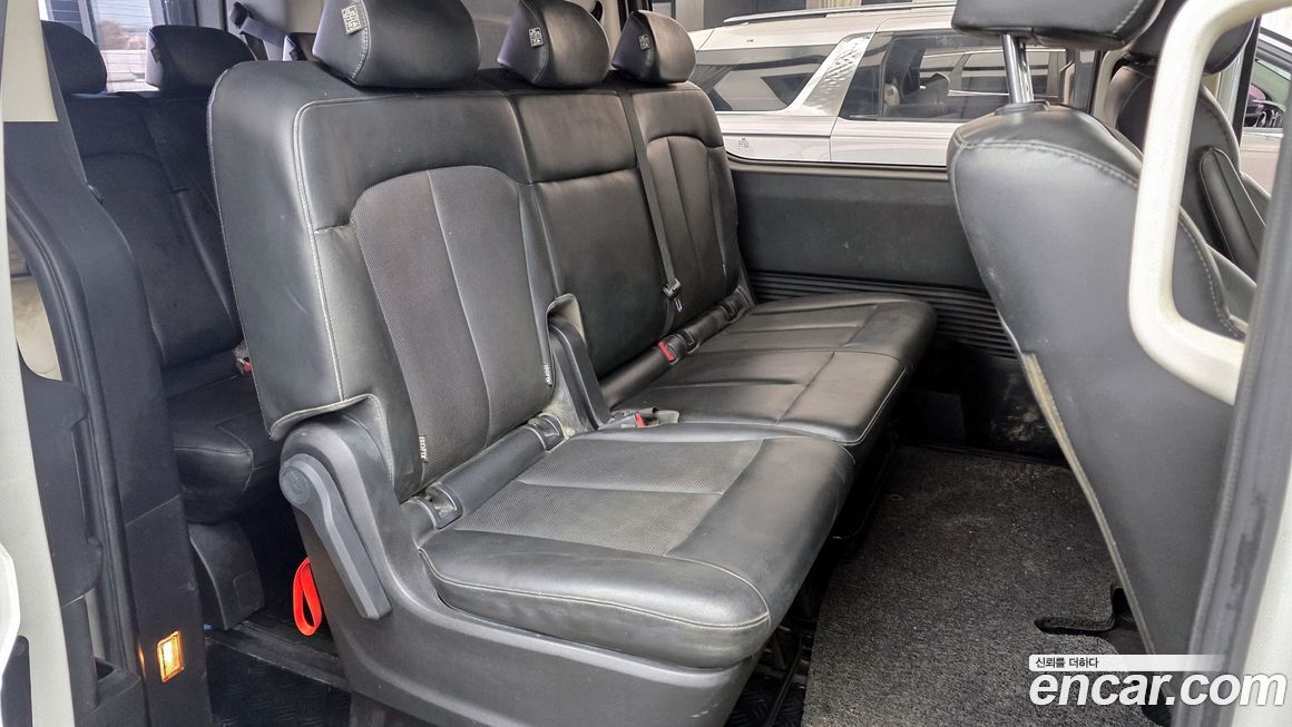 Hyundai Staria 2022