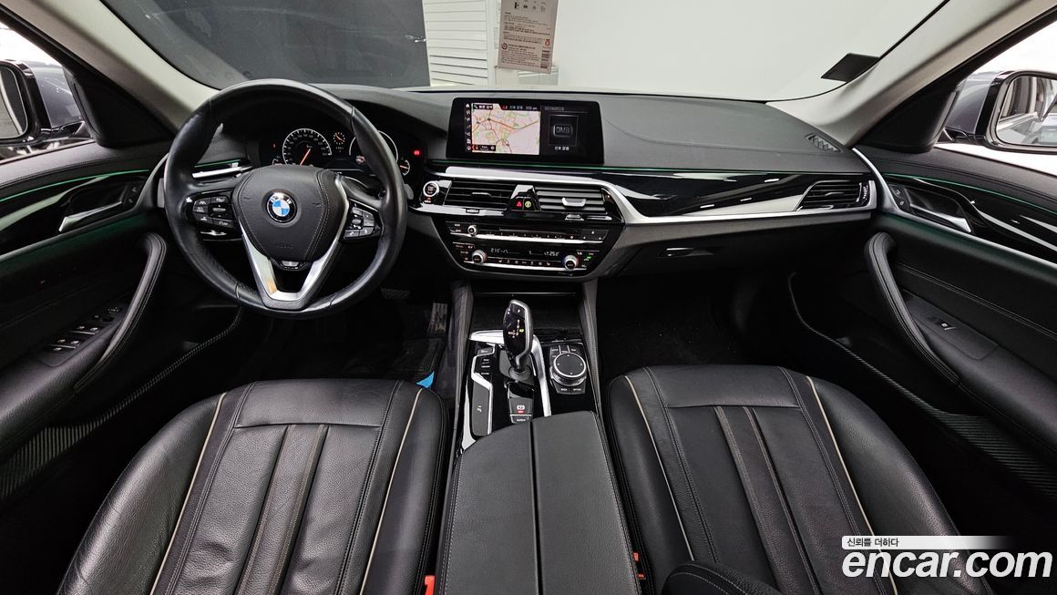 BMW 5-Series 2019