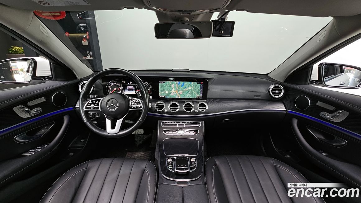 Mercedes-Benz E-Class 2020