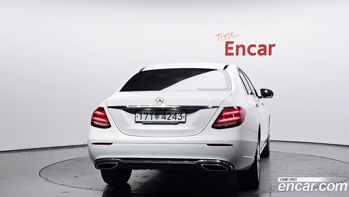 Mercedes-Benz E-Class 2020