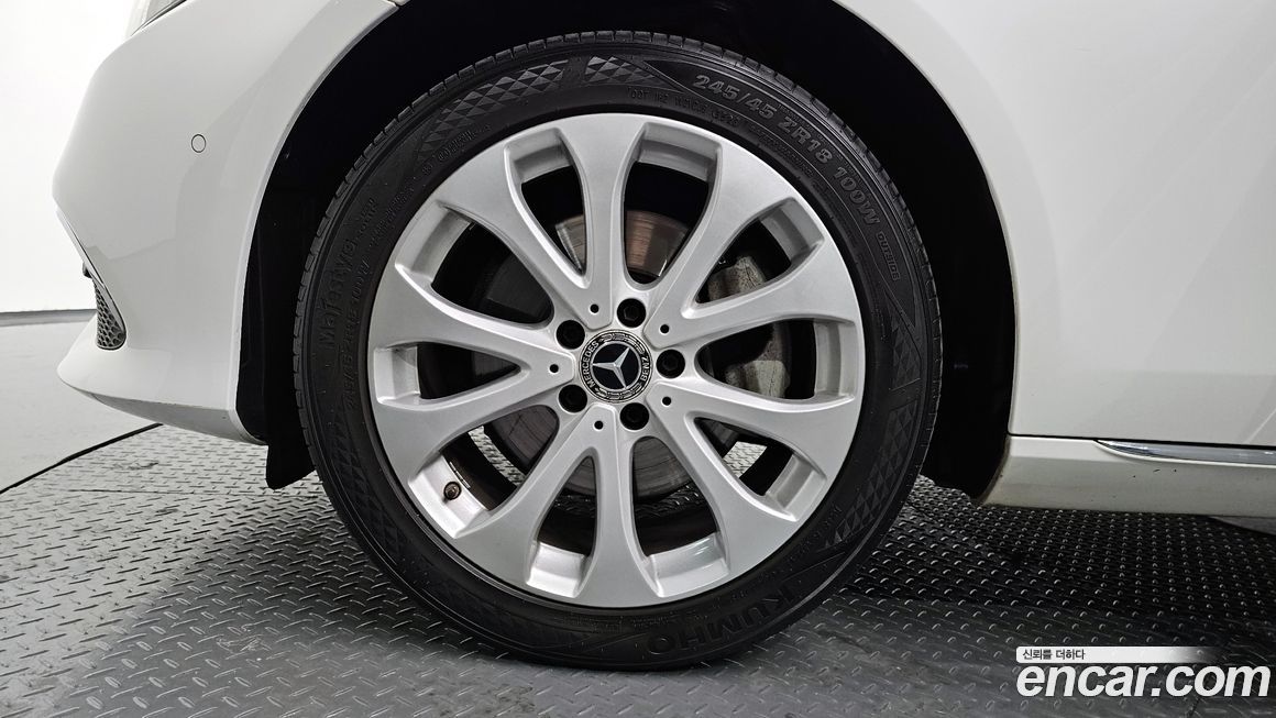 Mercedes-Benz E-Class 2020