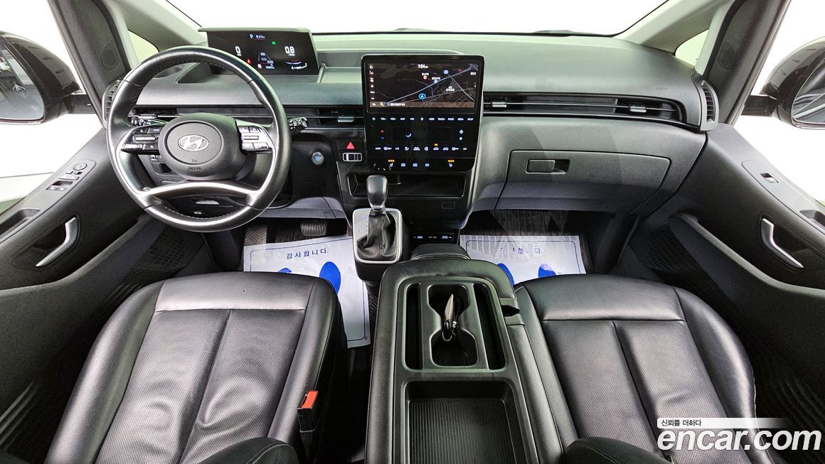 Hyundai Staria 2023