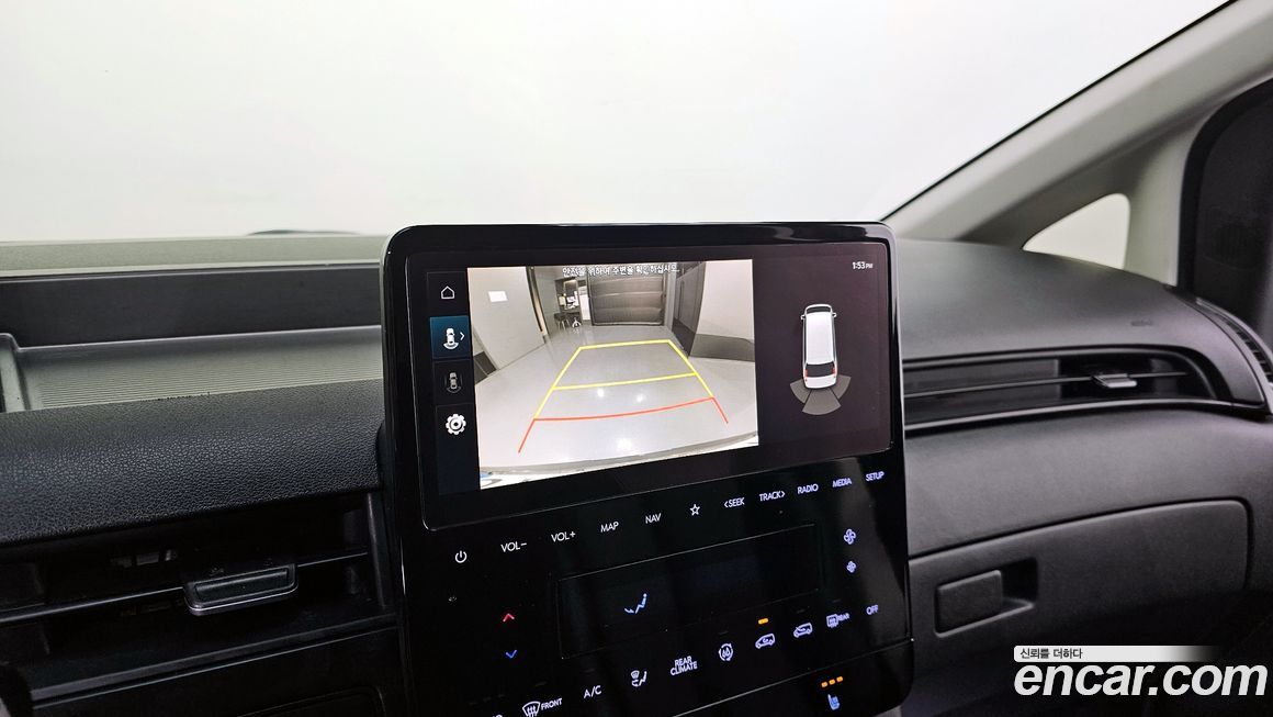 Hyundai Staria 2023