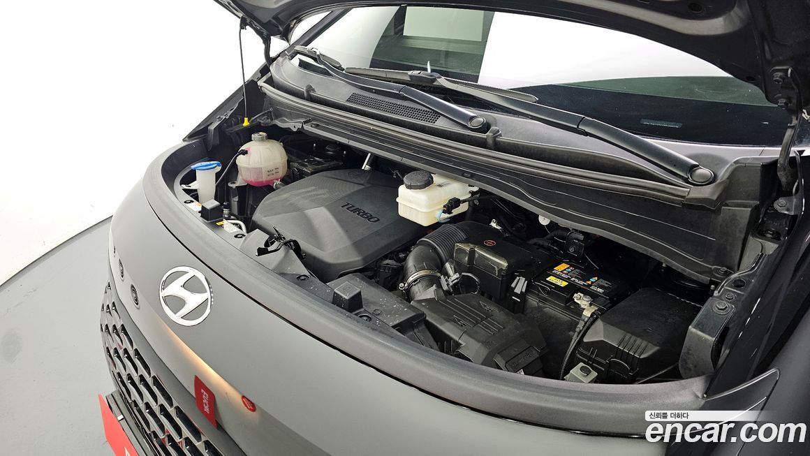 Hyundai Staria 2023