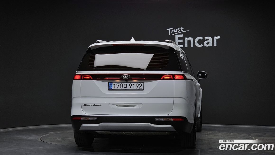 Kia Canival 2021