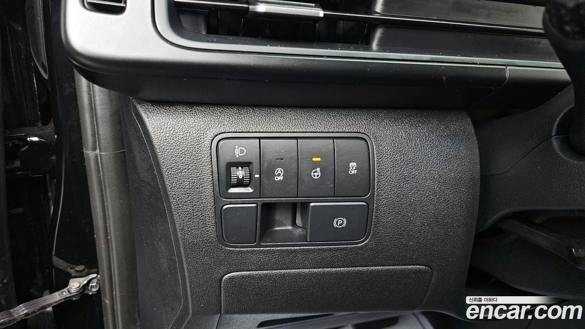 Hyundai Staria 2023