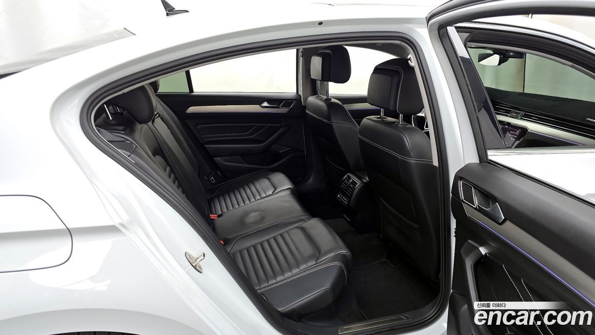 Volkswagen Passat 2021