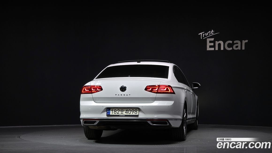 Volkswagen Passat 2021