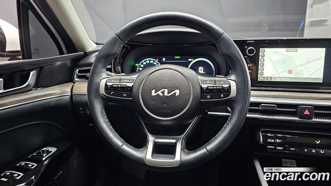 Kia K5 2023