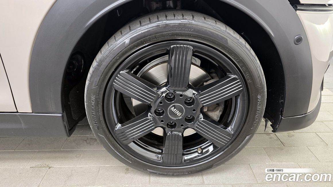 Mini Cooper Convertible 2022