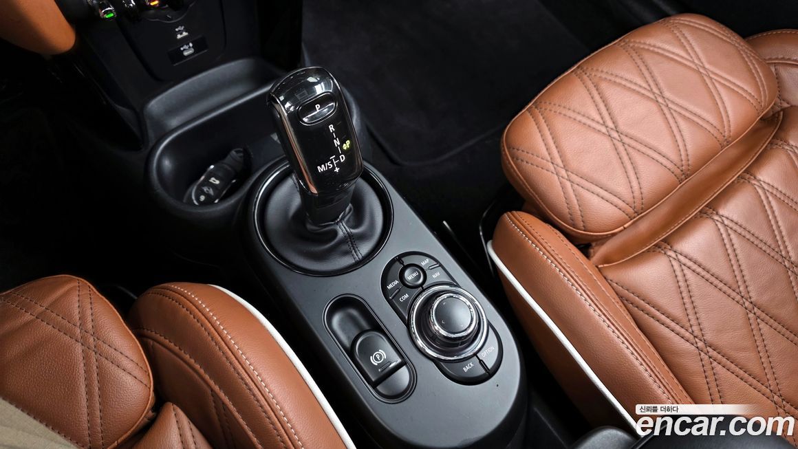 Mini Cooper Convertible 2022