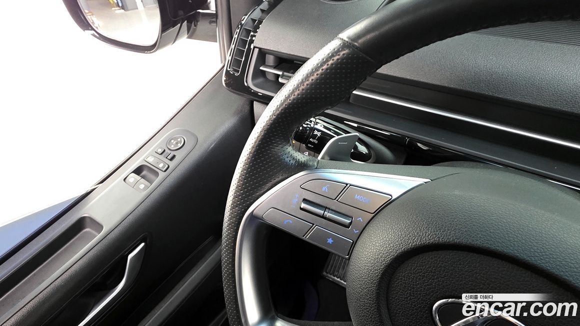 Hyundai Staria 2022