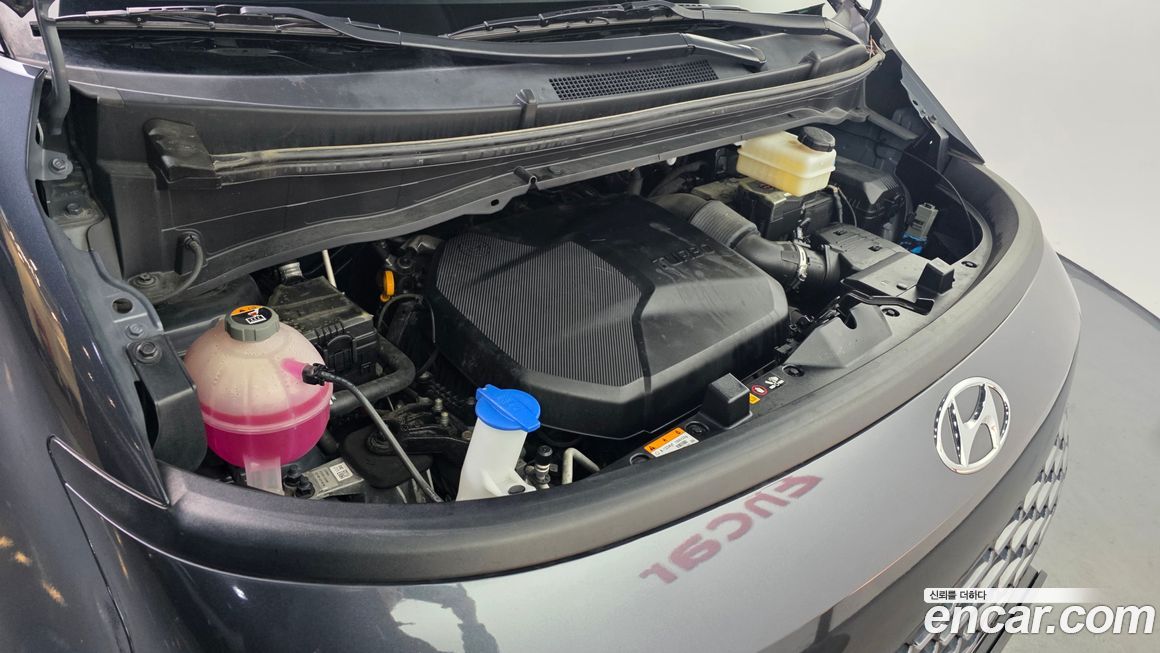 Hyundai Staria 2023