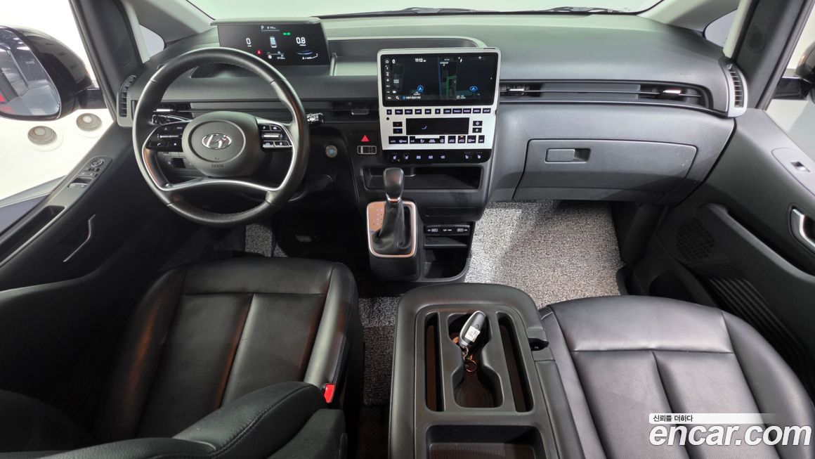 Hyundai Staria 2023