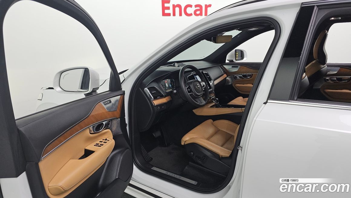 Volvo XC90 2019