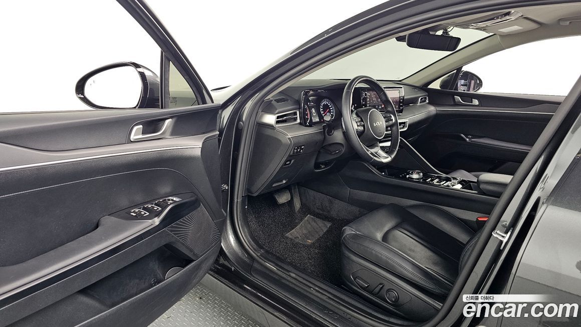 Kia K5 2023
