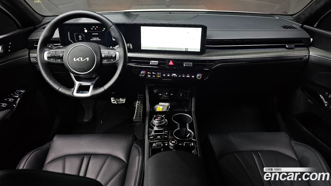 Kia K5 2025