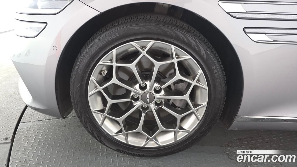 Genesis G80 2021