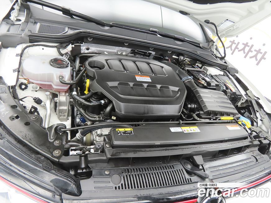 Volkswagen Golf 2024