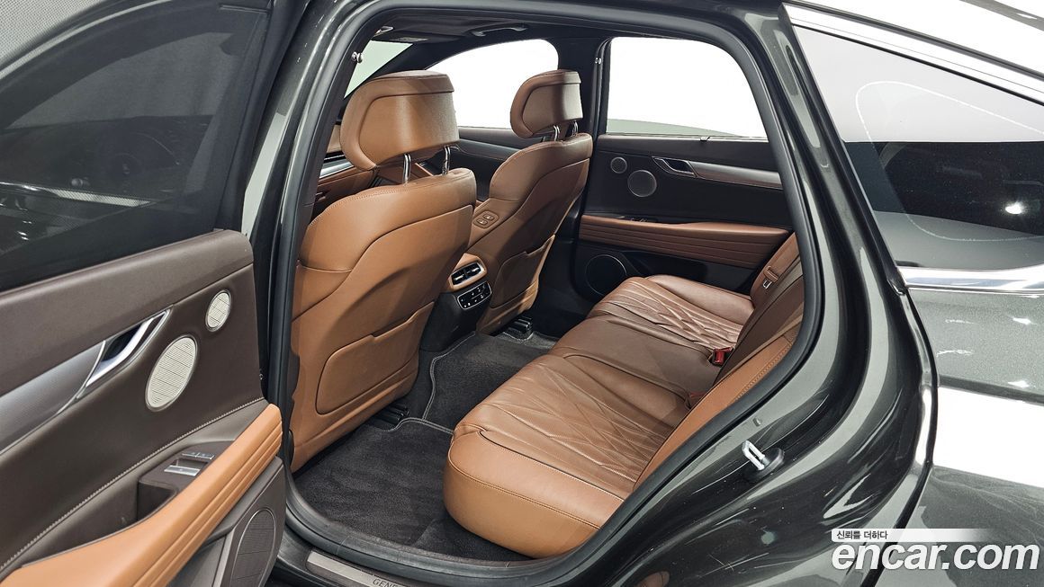 Genesis G80 2023