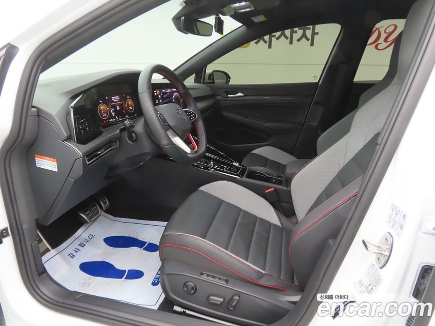 Volkswagen Golf 2024