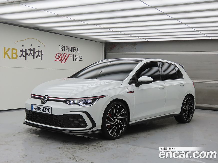 Volkswagen Golf 2024