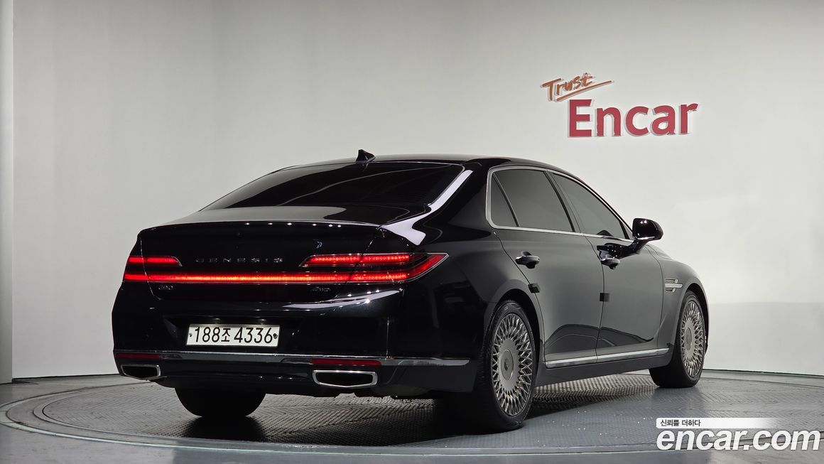 Genesis G90 2021