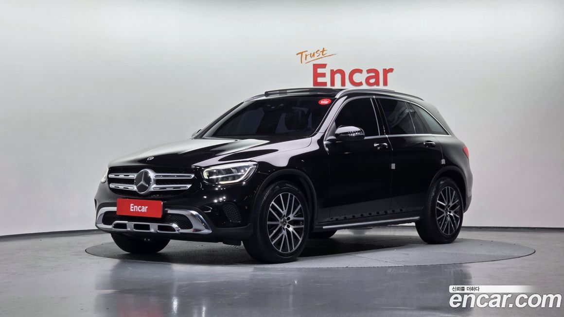 Mercedes-Benz GLC-Class 2021
