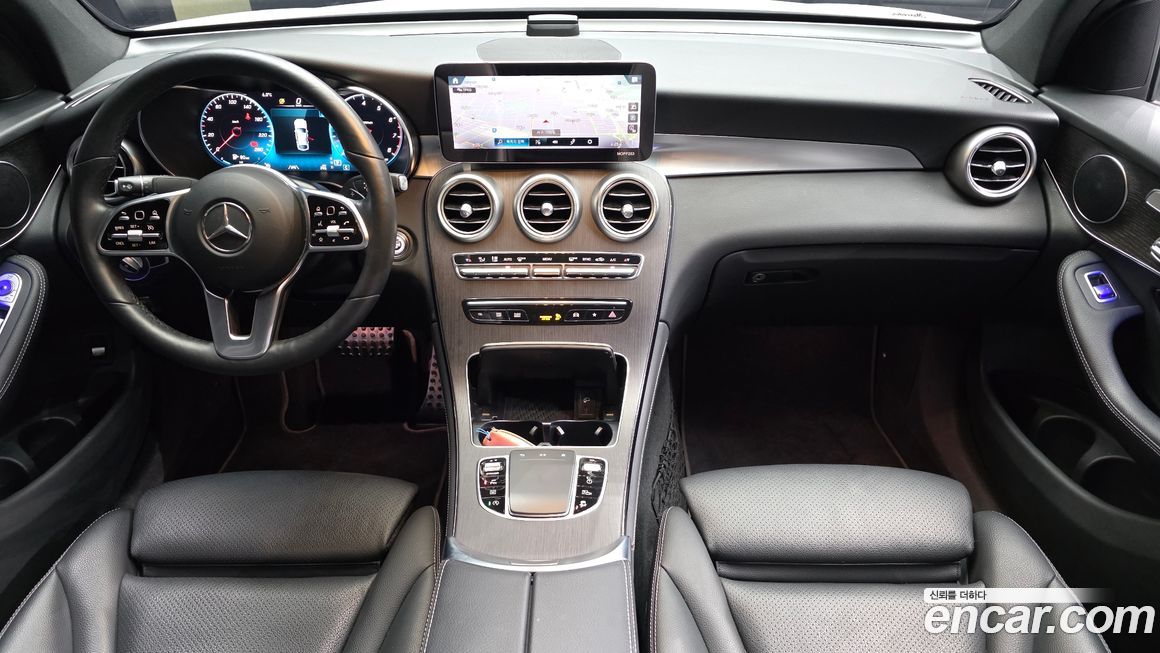 Mercedes-Benz GLC-Class 2020