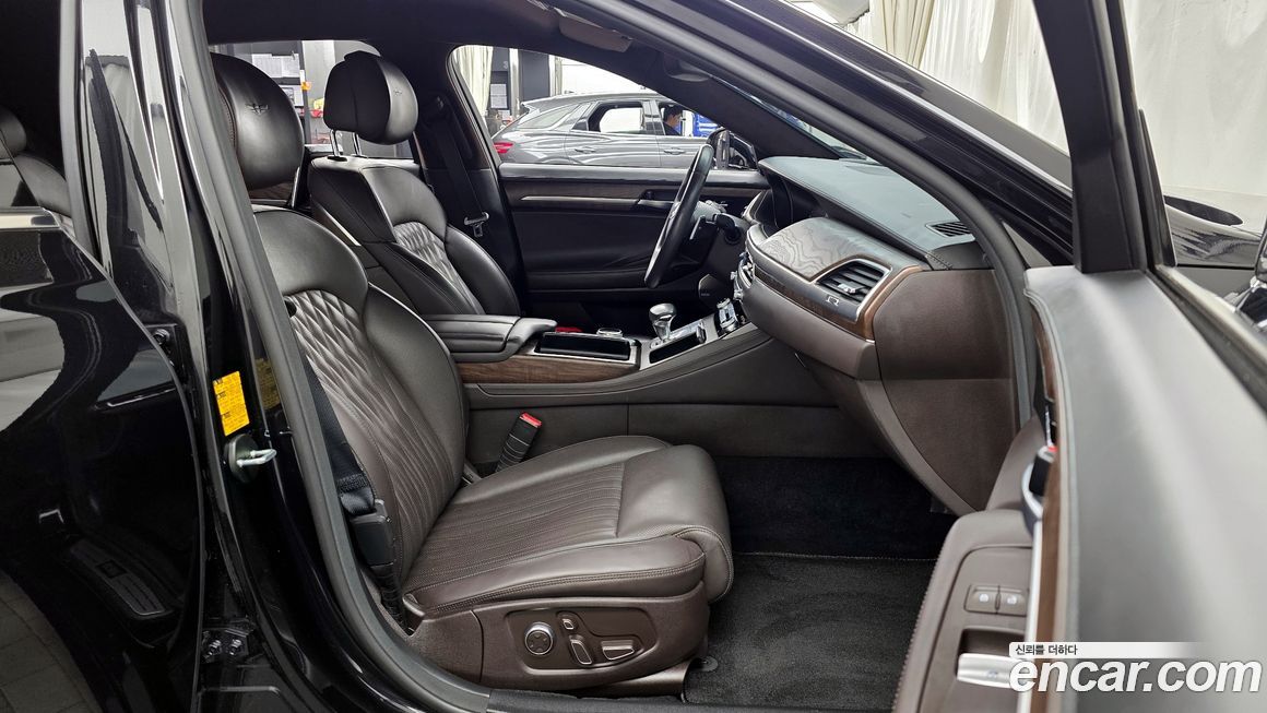 Genesis G90 2021