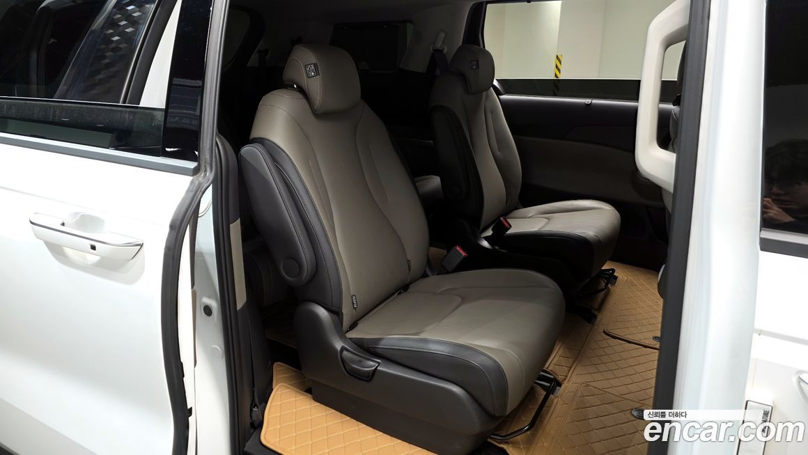 Kia Canival 2025