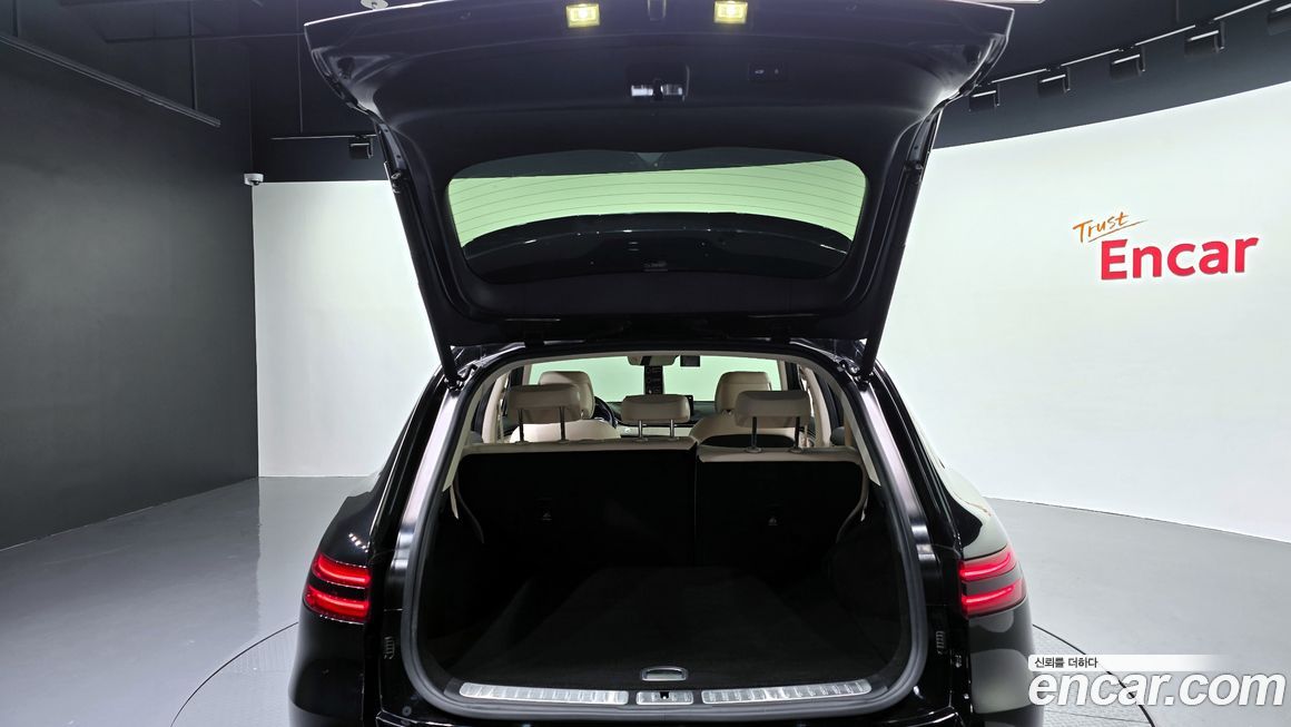 Genesis GV70 2024