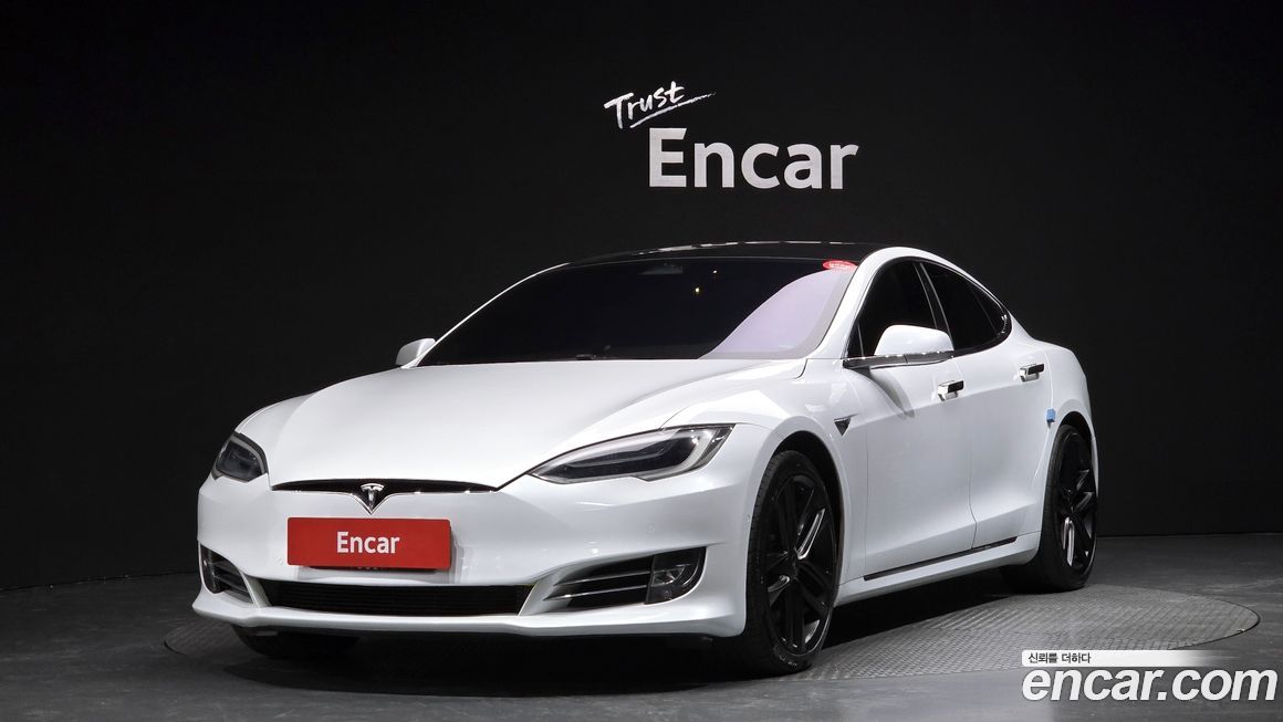 Tesla Model S 2019