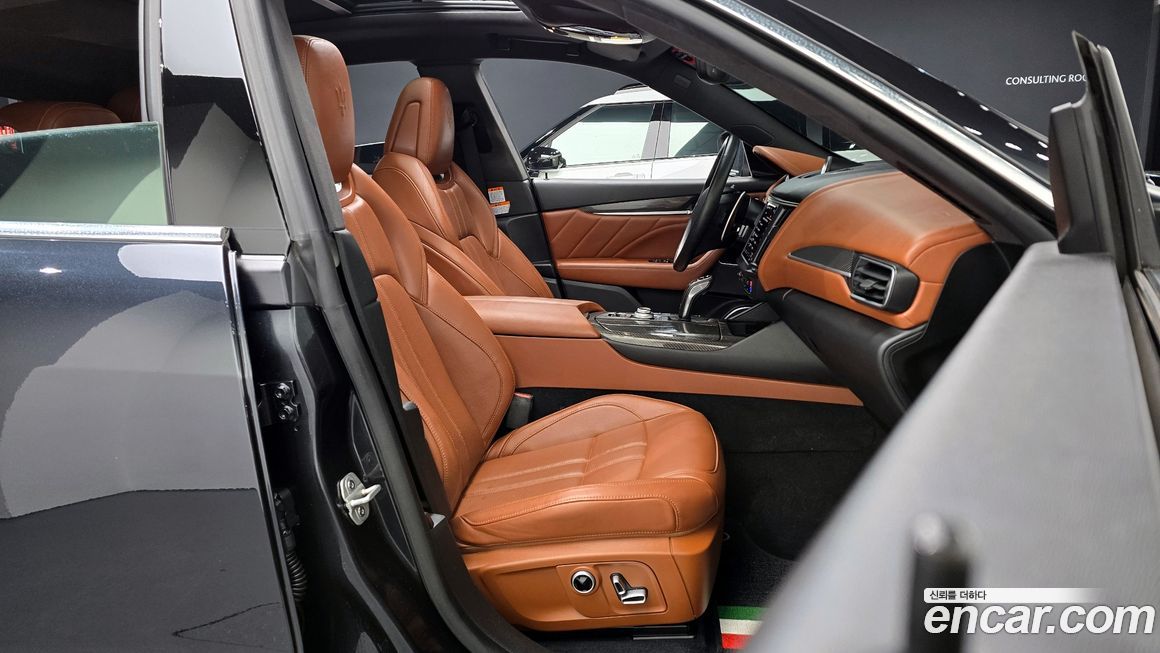 Maserati Levante 2021