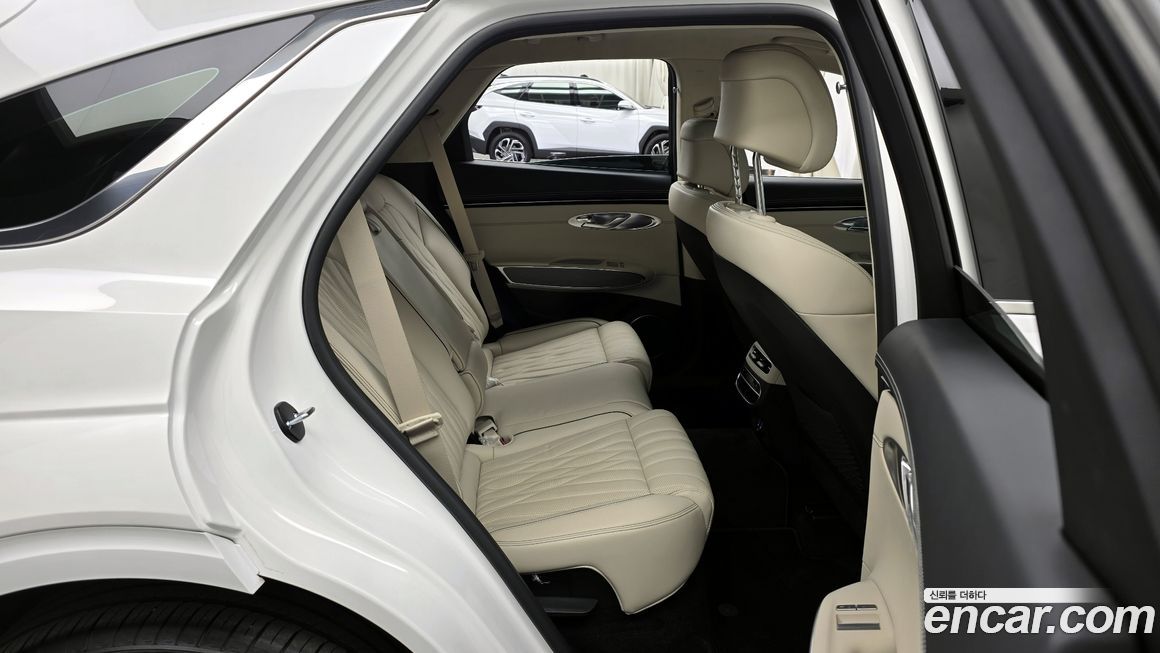 Genesis GV70 2024