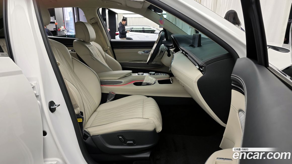 Genesis GV70 2024