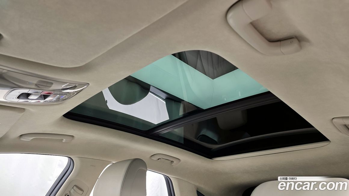 Genesis GV70 2024