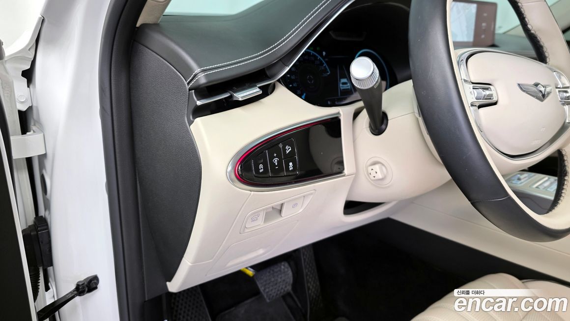 Genesis GV70 2024