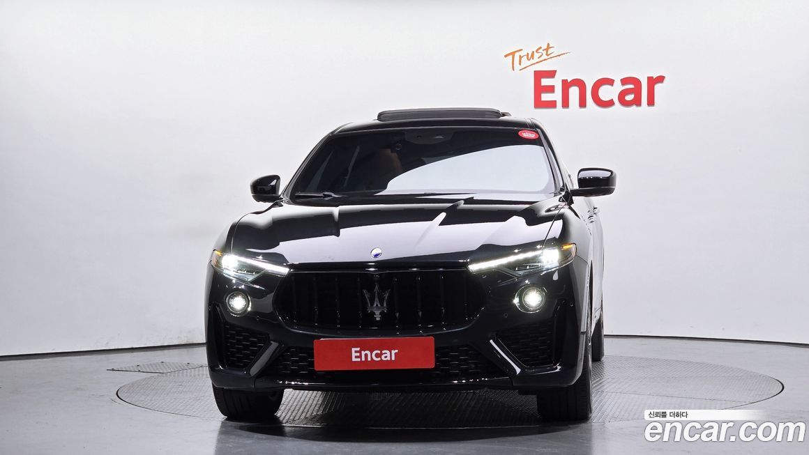 Maserati Levante 2021