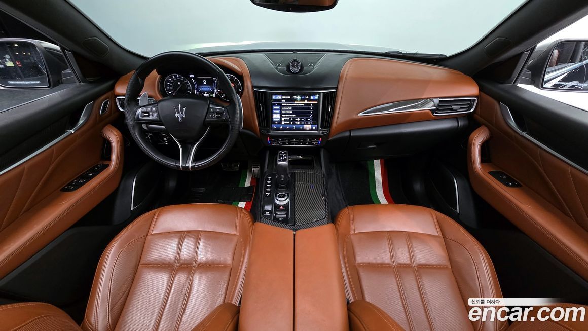 Maserati Levante 2021