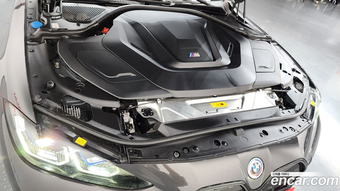 BMW i4 2023