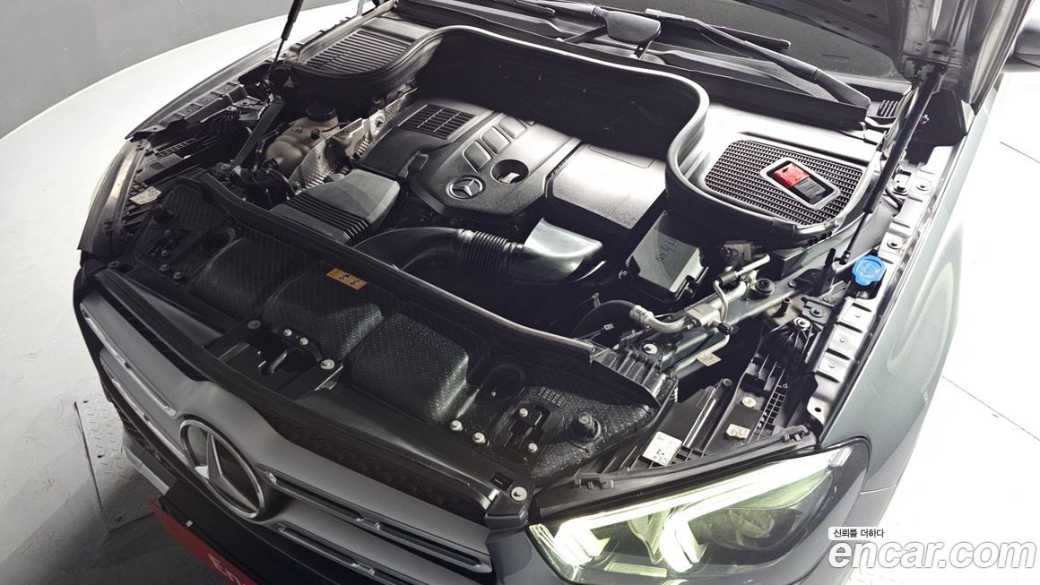 Mercedes-Benz GLE-Class 2020