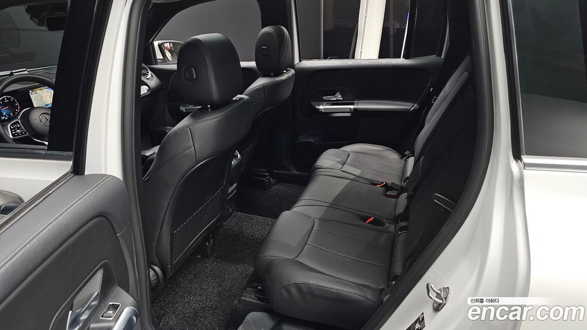 Mercedes-Benz GLB-Class 2022