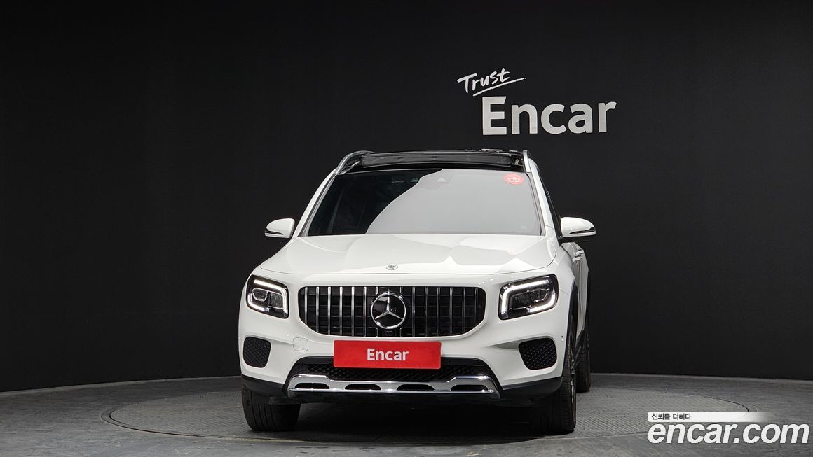 Mercedes-Benz GLB-Class 2022