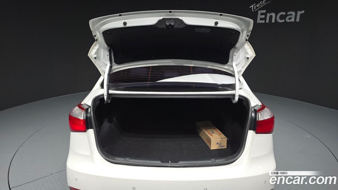 Kia K3 2013