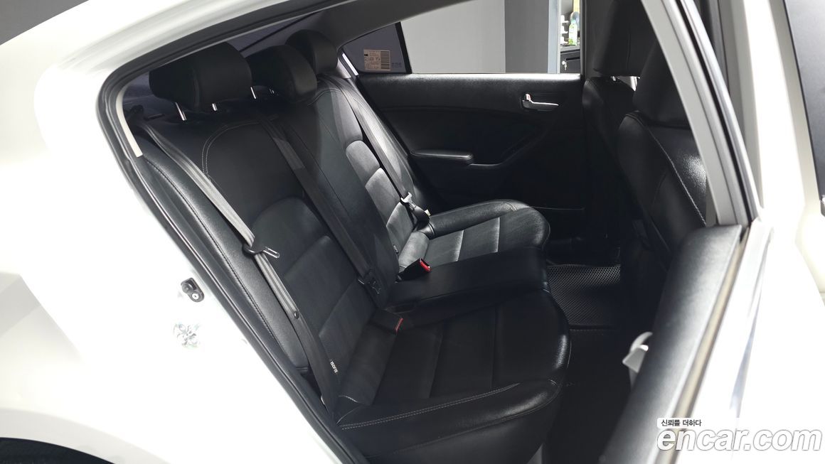 Kia K3 2013